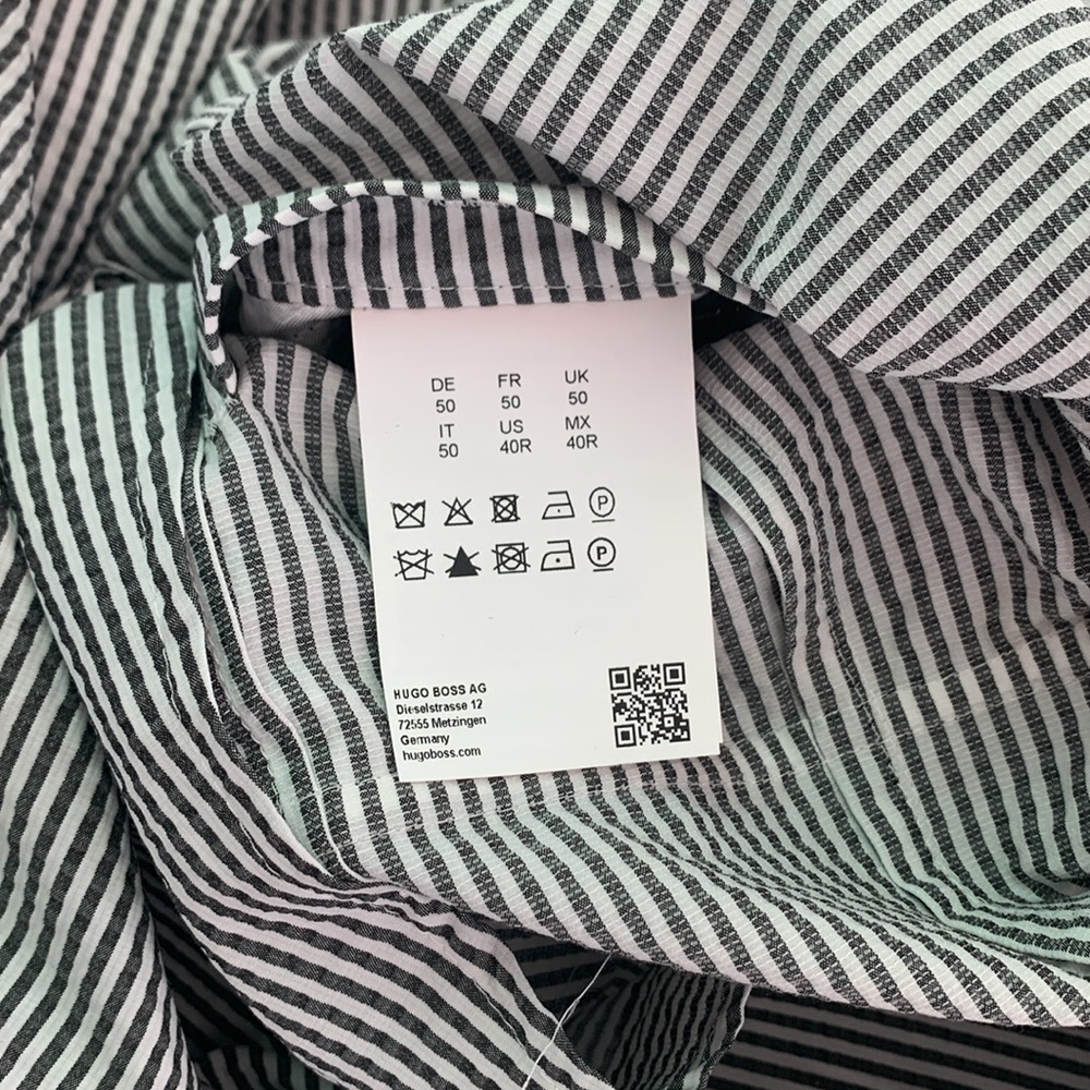 Hugo Boss pinstripe lightweight blazer. - Picture 5 of 6